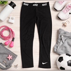 Girls Nike black leggings size large
